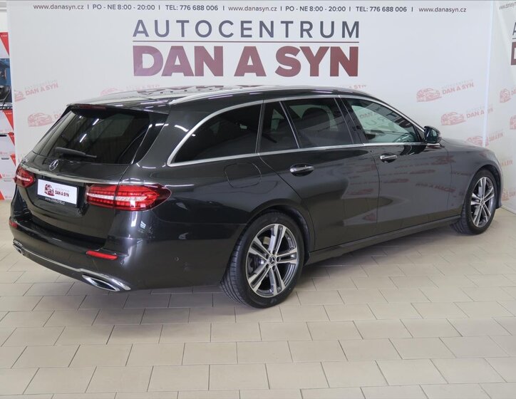 Mercedes-Benz Třídy E Kombi 2,0 l 143 kw