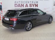 Mercedes-Benz Třídy E Kombi 2,0 l 143 kw