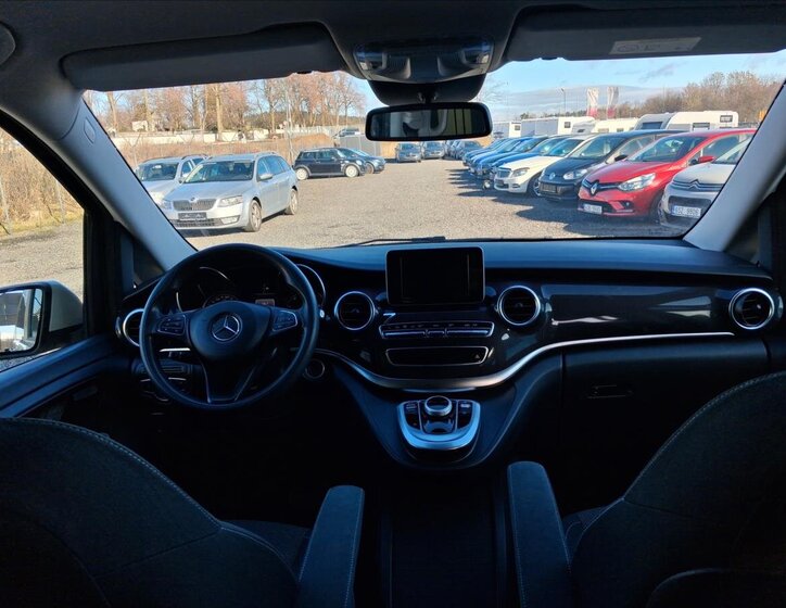 Mercedes-Benz Třídy V Kombi 2,1 l 120 kw