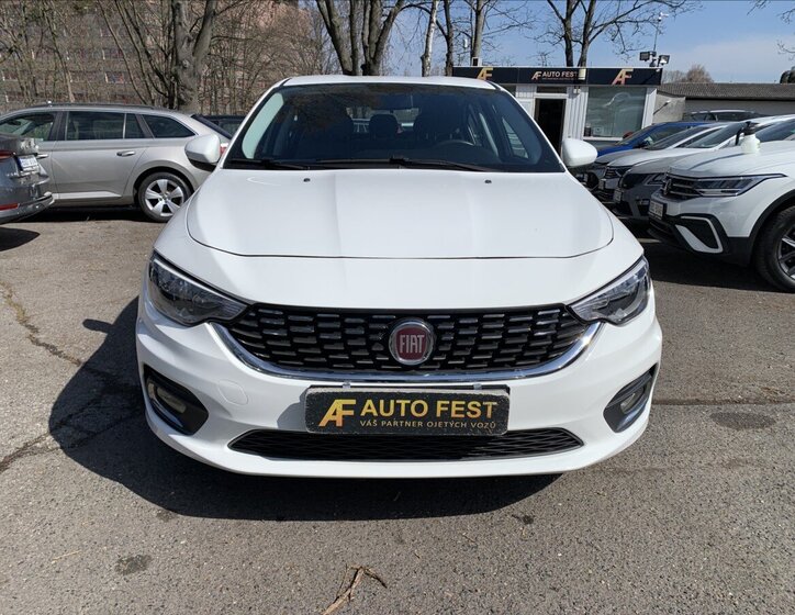 Fiat Tipo Sedan / Limuzína 1,4 l 70 kw