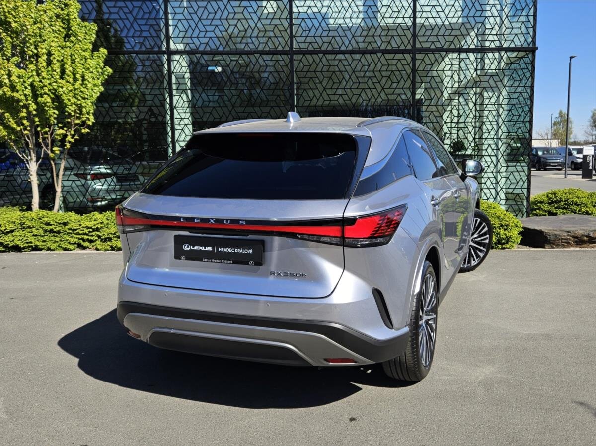 Lexus RX 350h SUV / Terénní 2,5 l 184 kw