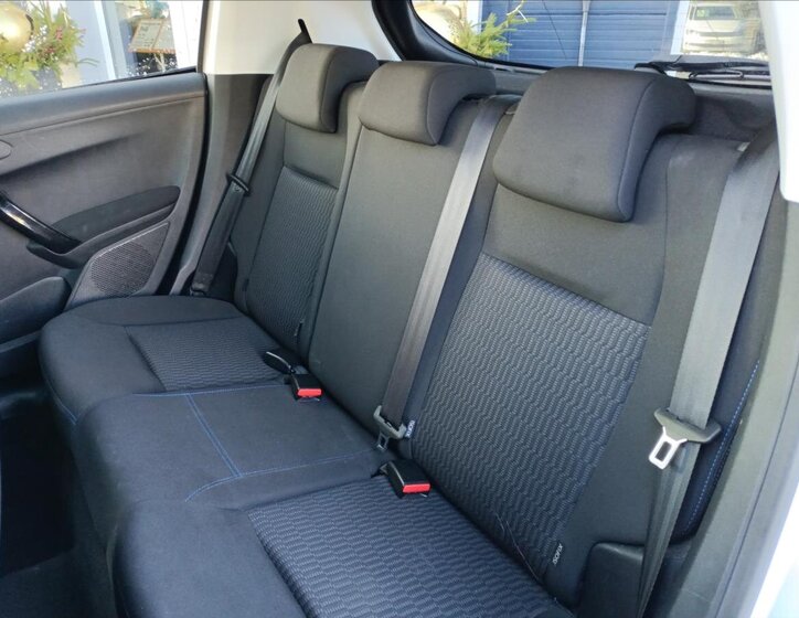 Peugeot 208 Hatchback 1,2 l 60 kw