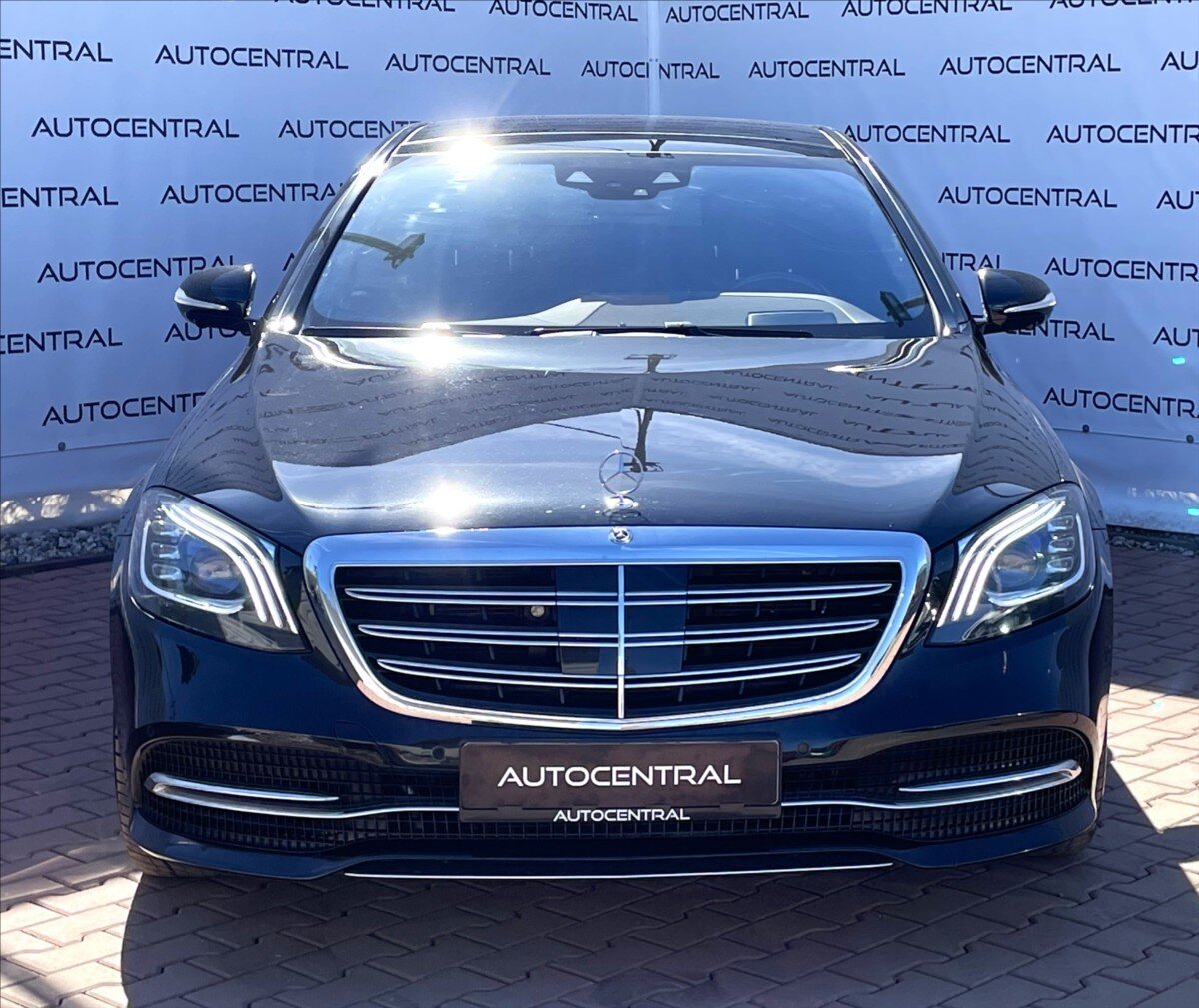 Mercedes-Benz Třídy S Sedan / Limuzína 4,0 l 345 kw