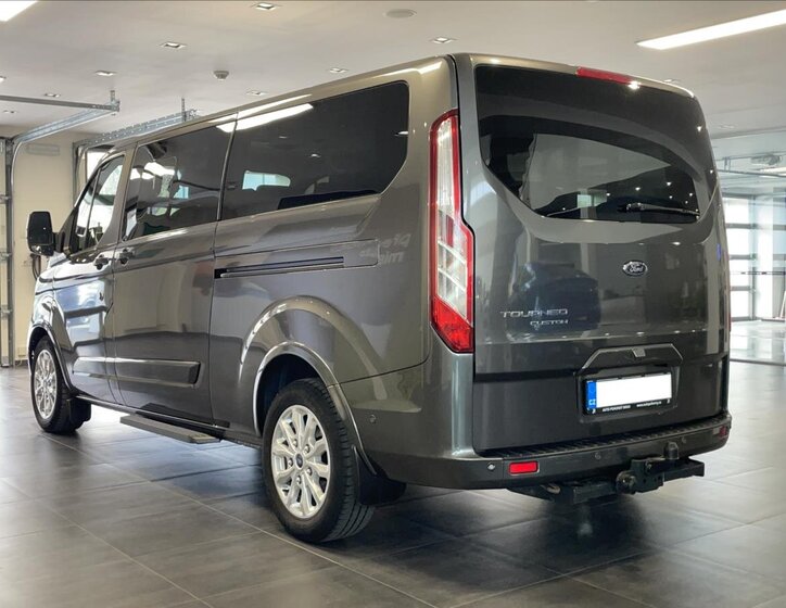 Ford Tourneo Custom MPV 2,0 l 136 kw