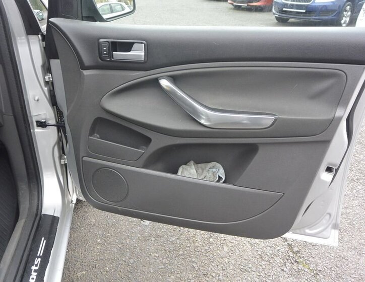 Ford C-MAX MPV 1,6 l 66 kw