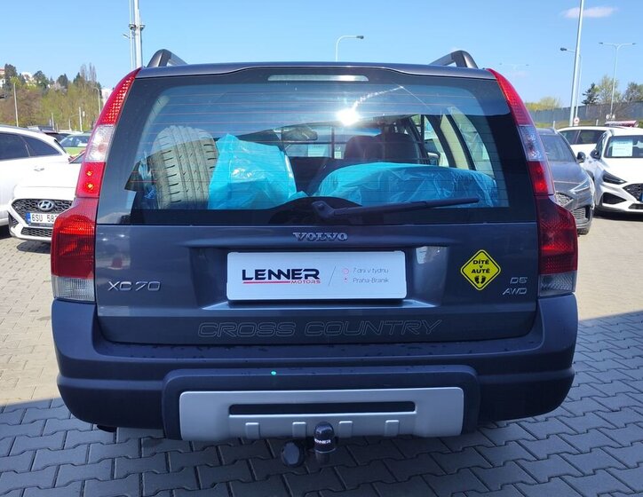 Volvo XC70 Kombi 2,4 l 120 kw