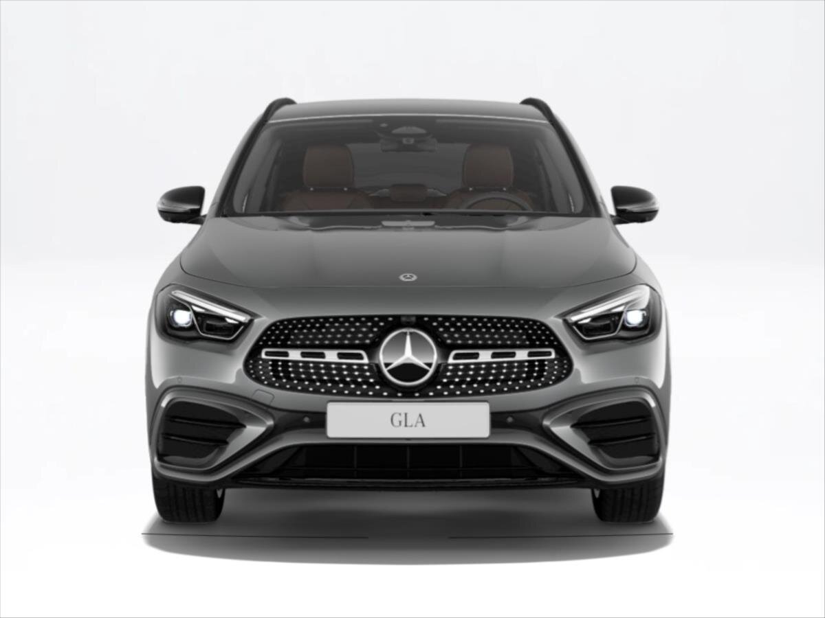 Mercedes-Benz GLA SUV 2,0 l 110 kw