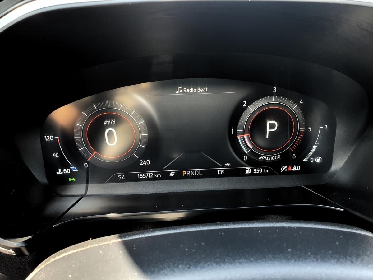 Ford Kuga SUV / Terénní 1,5 l 88 kw