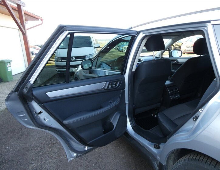 Subaru Outback Kombi 2,5 l 129 kw