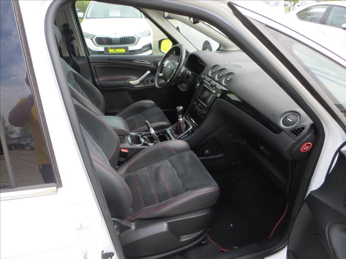 Ford S-MAX MPV 2,2 l 147 kw