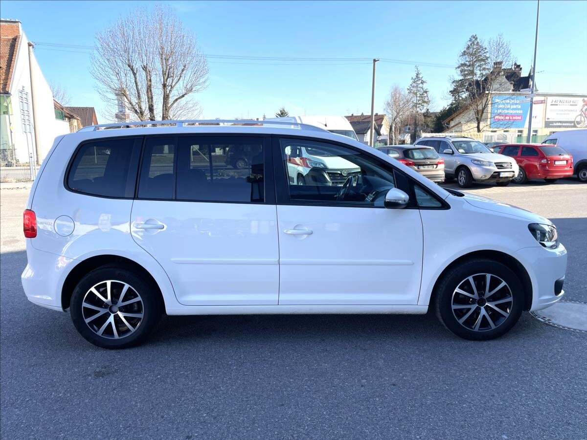 Volkswagen Touran MPV 1,6 l 77 kw