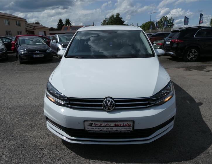 Volkswagen Touran 2