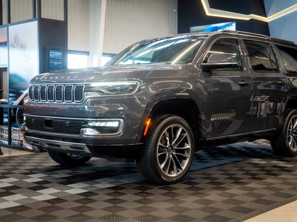 Jeep Wagoneer SUV / Terénní 5,7 l 292 kw
