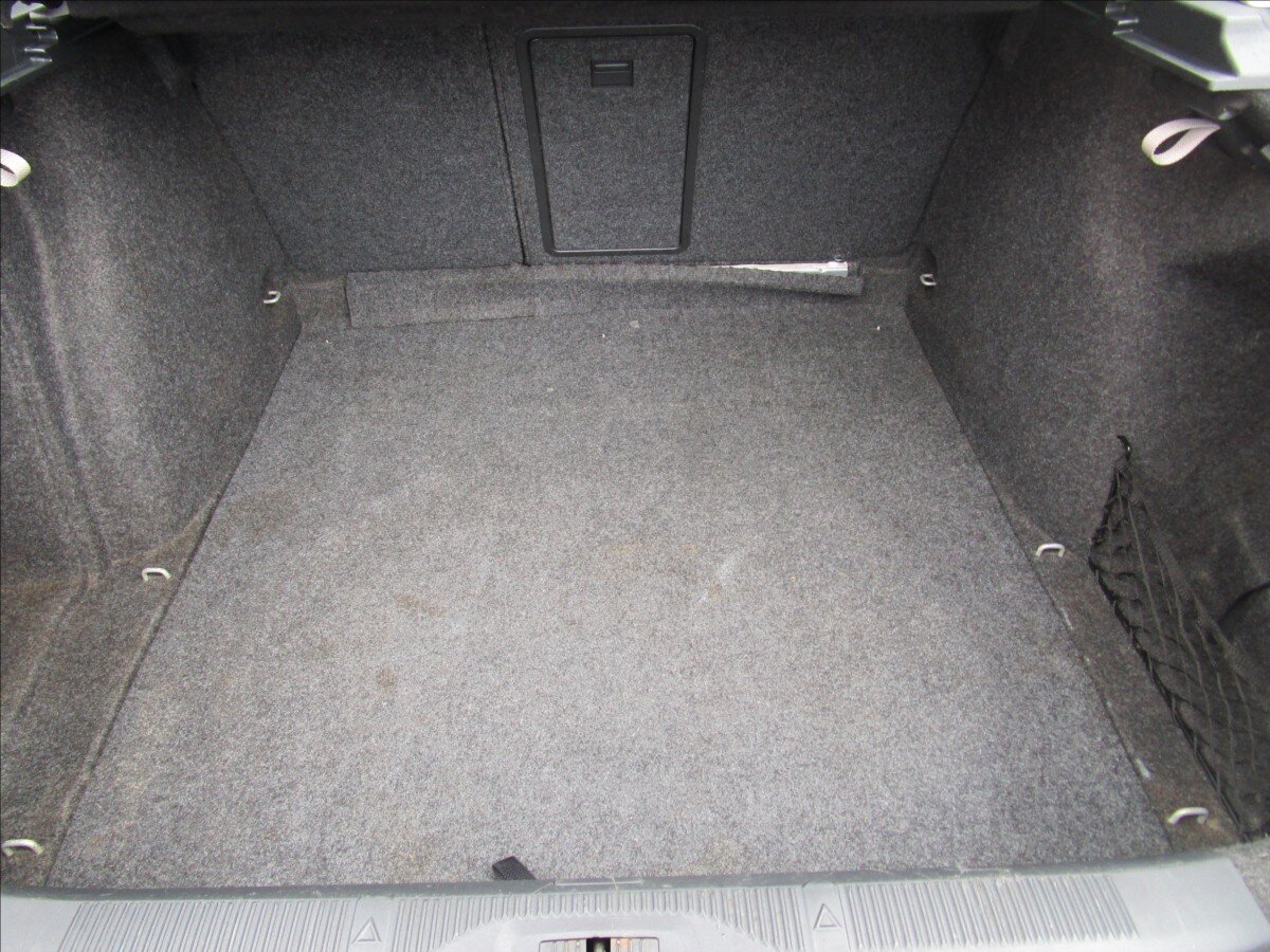 Škoda Octavia Liftback 1,6 l 77 kw