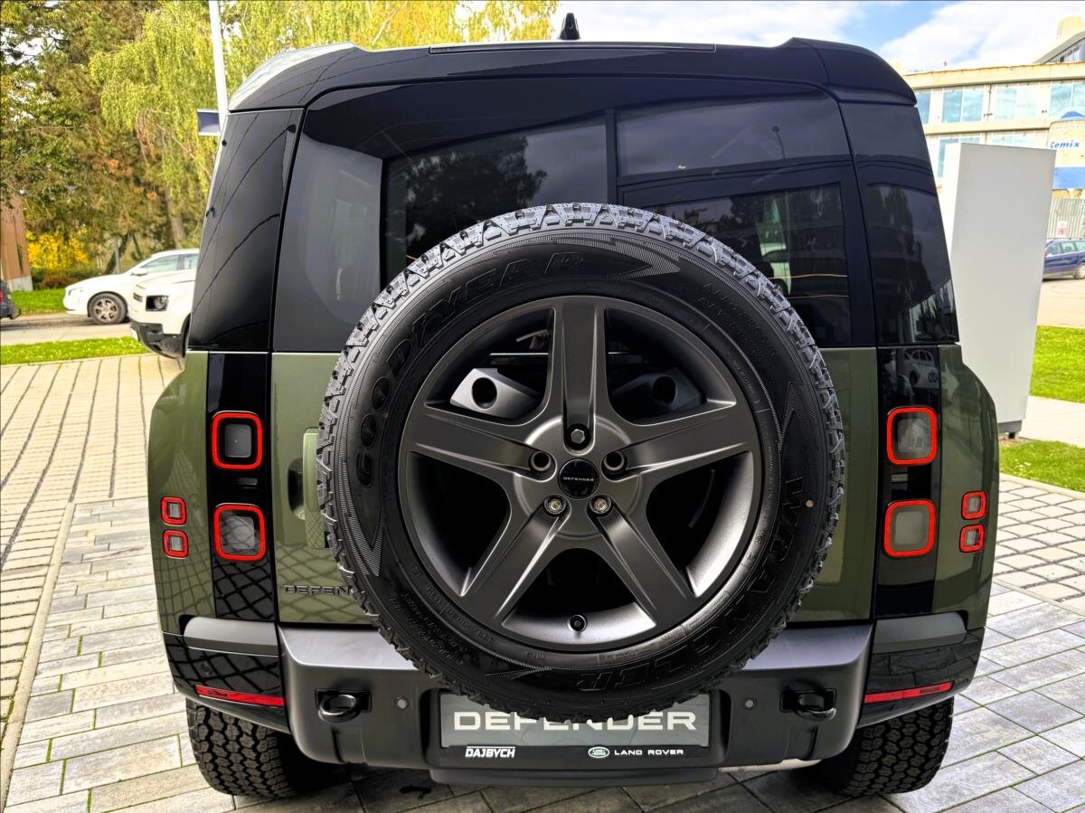 Land Rover Defender SUV 3,0 l 257 kw