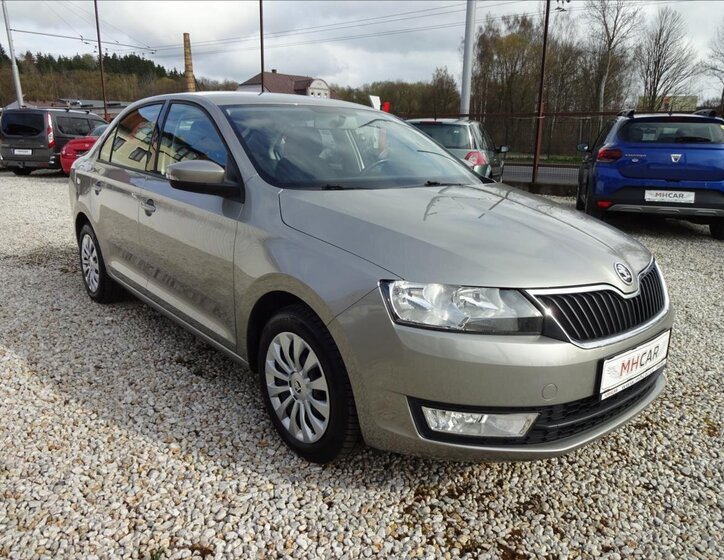 Škoda Rapid Sedan / Limuzína 1,2 l 66 kw