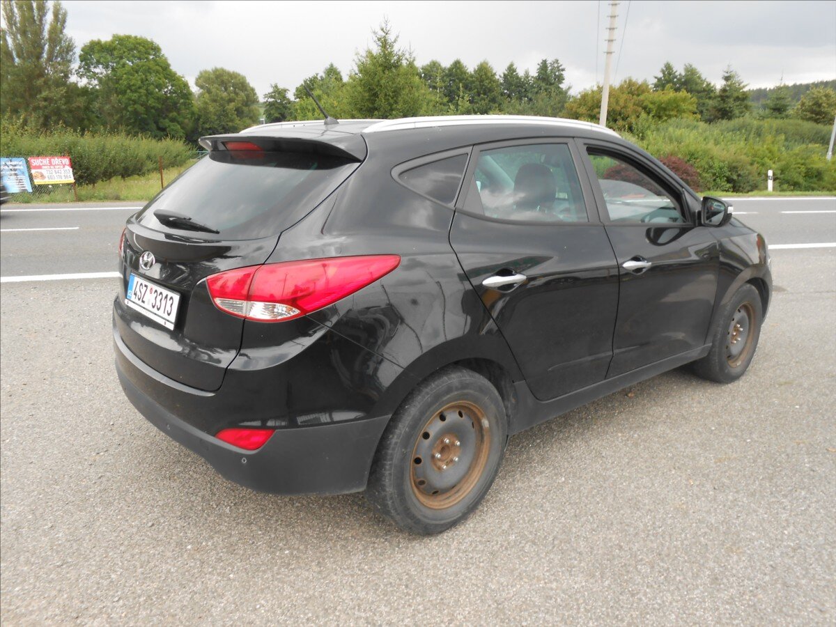 Hyundai ix35 Kombi 2,0 l 100 kw