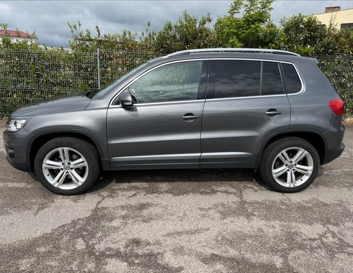 Volkswagen Tiguan SUV 2,0 l 103 kw