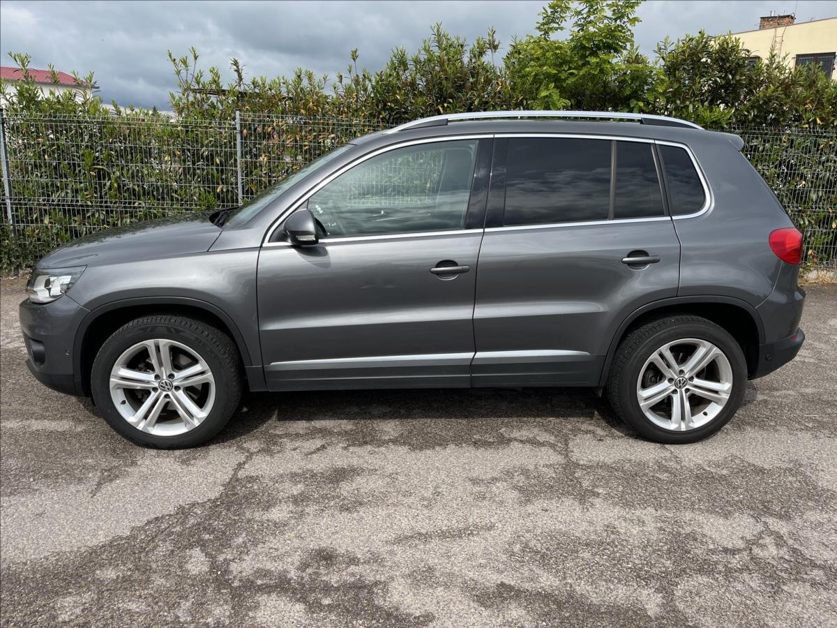 Volkswagen Tiguan SUV 2,0 l 103 kw