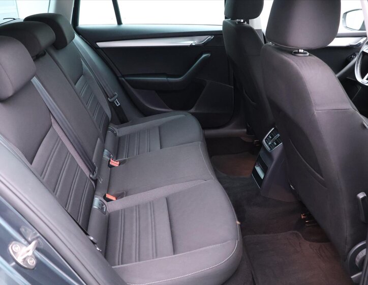 Škoda Octavia Kombi 1,5 l 110 kw