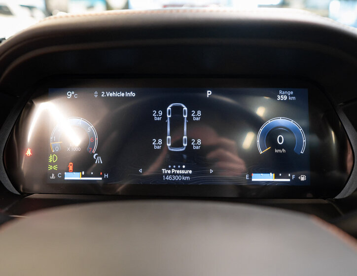 Jeep Grand Cherokee SUV / Terénní 5,7 l 266 kw