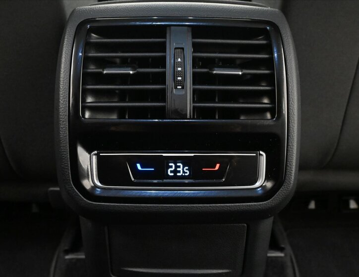 Volkswagen Passat Kombi 2,0 l 110 kw