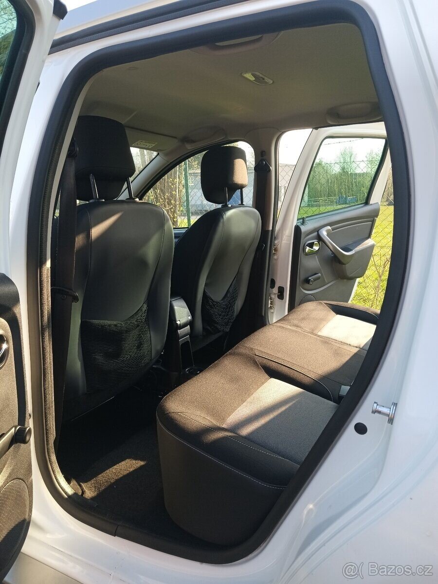 Dacia Duster MPV 0,0 0