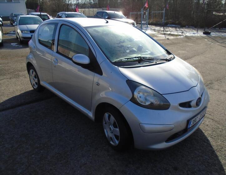 Toyota Aygo Hatchback 998,0 50 kw