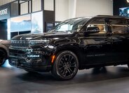 Jeep Grand Wagoneer 11