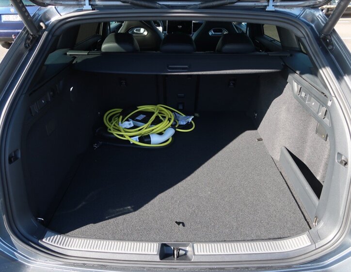 Volkswagen Passat Kombi 1,5 l 130 kw