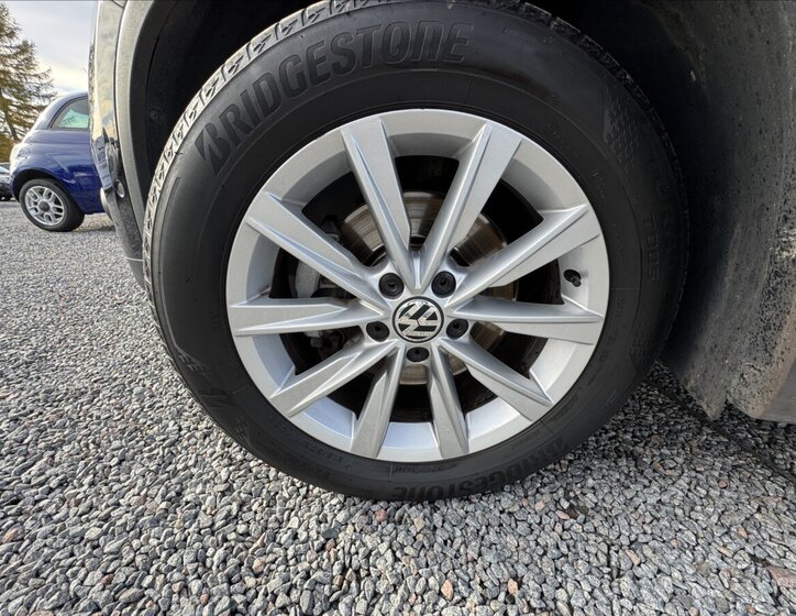 Volkswagen Tiguan SUV 2,0 l 103 kw