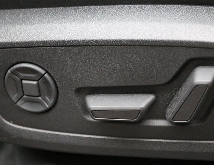 Audi Q3 SUV 2,0 l 140 kw