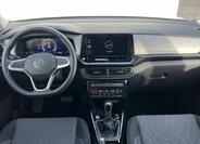 Volkswagen T-Cross 6