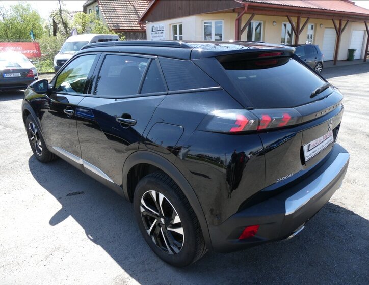 Peugeot 2008 SUV / Terénní 1,2 l 96 kw