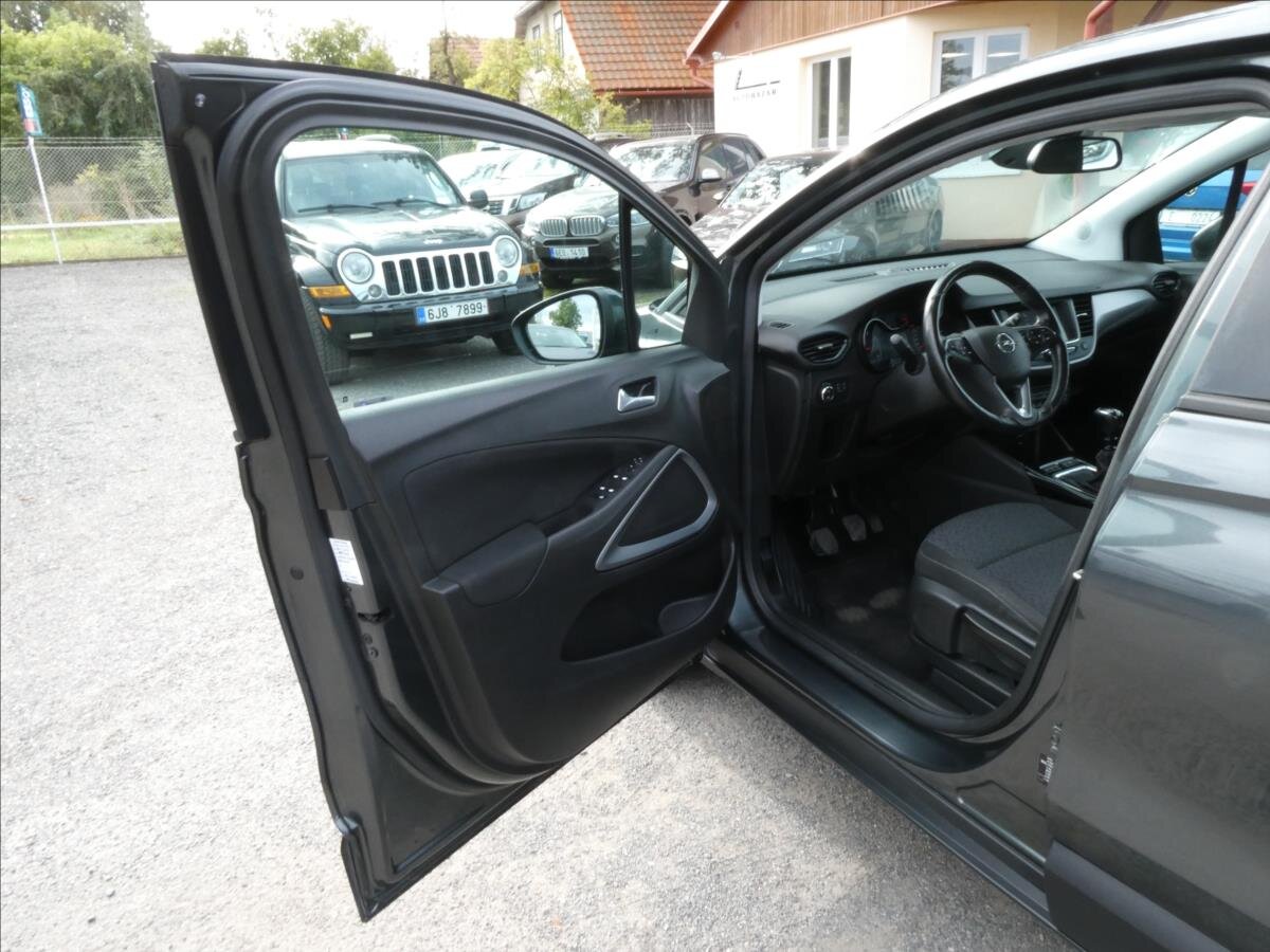 Opel Crossland X MPV 1,2 l 96 kw