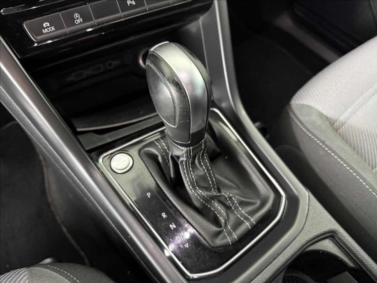 Volkswagen Touran Kombi 1,5 l 110 kw