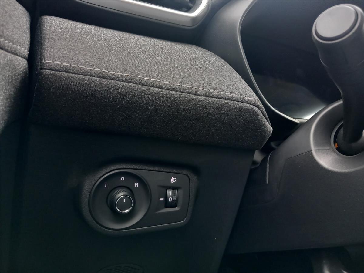 MG ZS SUV / Terénní 1,5 l 75 kw