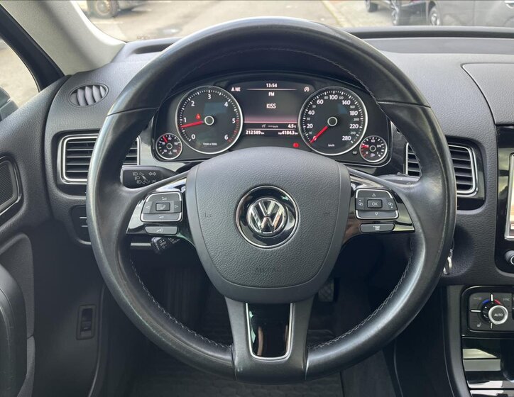 Volkswagen Touareg 13