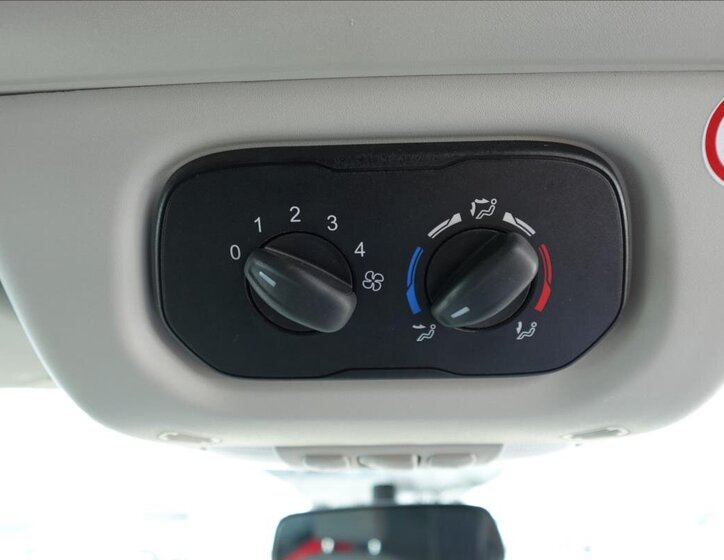 Ford Transit Ostatní 2,0 l 77 kw