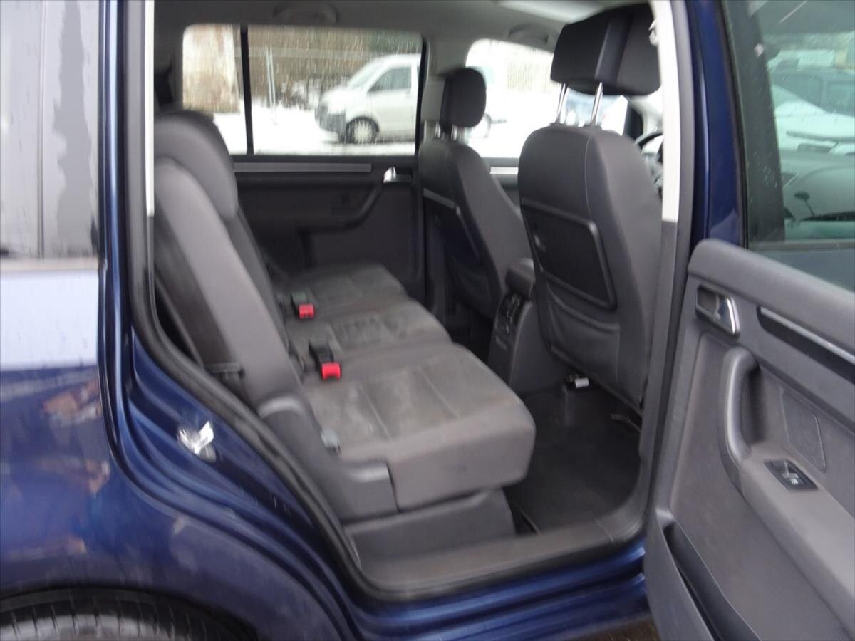 Volkswagen Touran MPV 1,2 l 77 kw