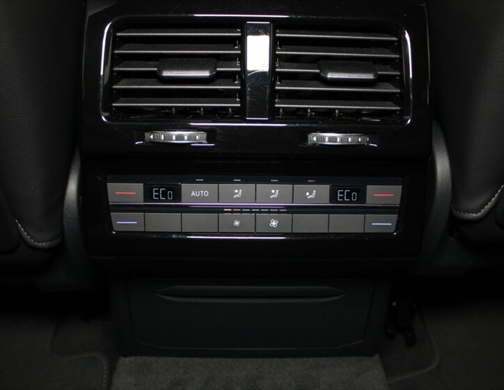 Volkswagen Touareg 27