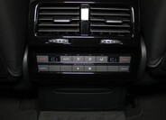 Volkswagen Touareg 27