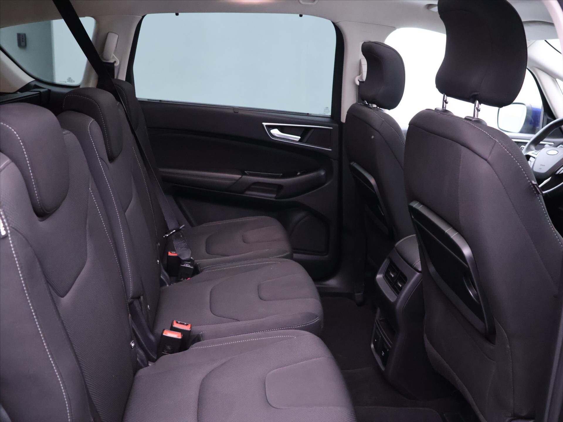 Ford S-MAX MPV 2,0 l 132 kw