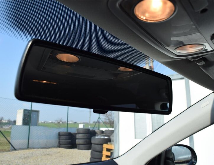 Volkswagen Golf Kombi 1,6 l 75 kw