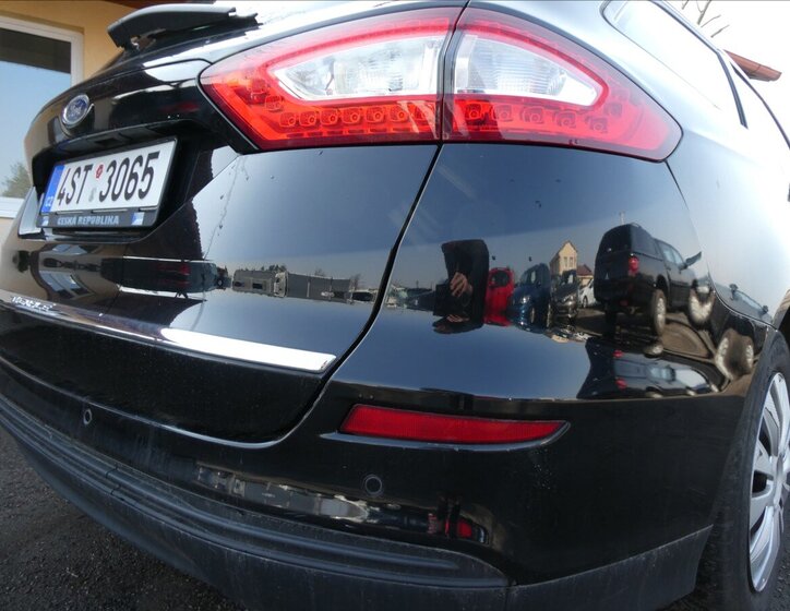 Ford Mondeo Kombi 2,0 l 110 kw