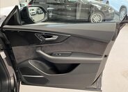 Audi Q8 40