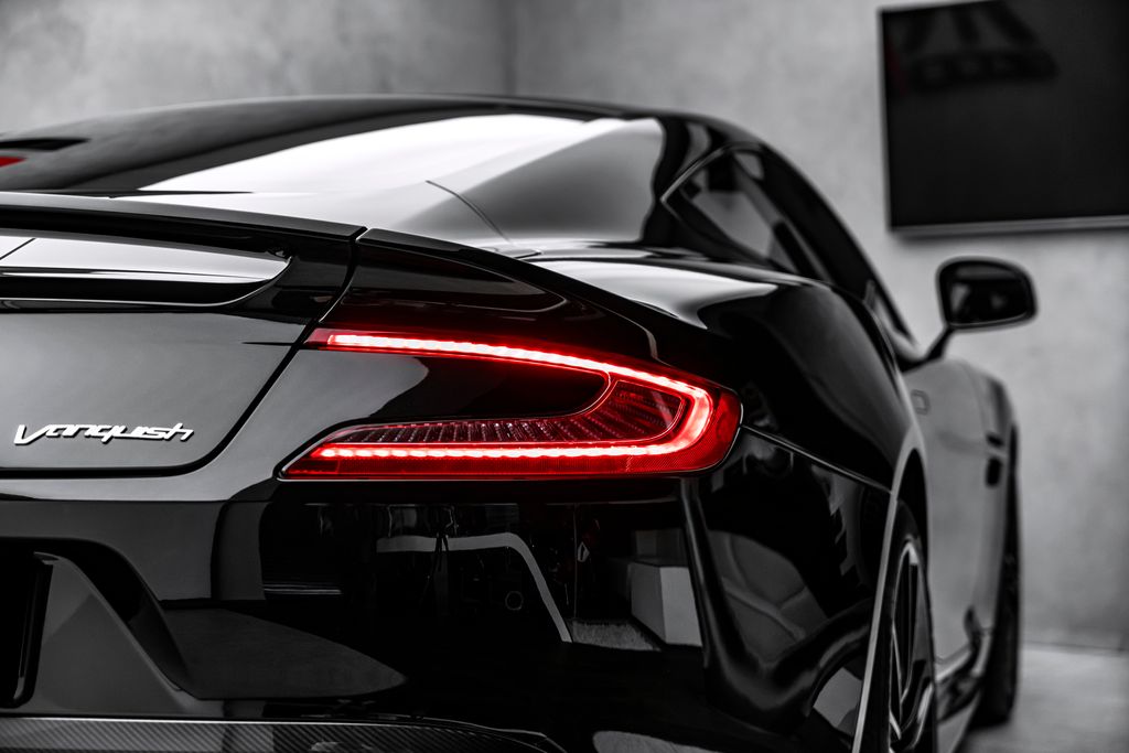 Aston Martin Vanquish