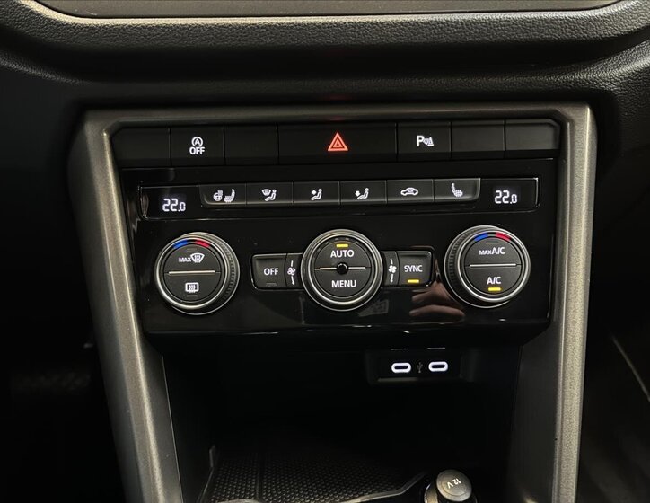 Volkswagen T-Roc SUV 1,5 l 110 kw