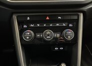 Volkswagen T-Roc SUV 1,5 l 110 kw