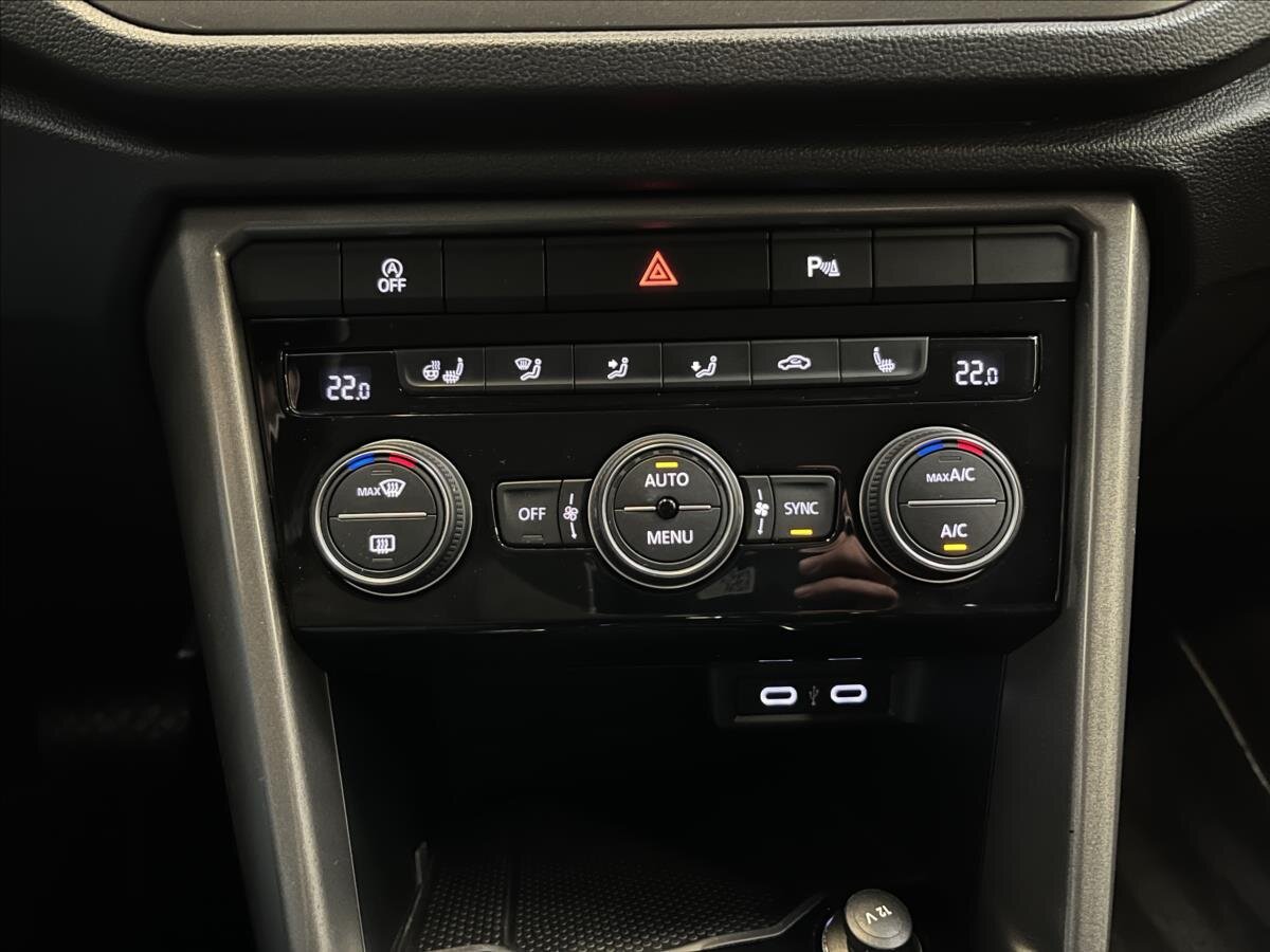 Volkswagen T-Roc SUV 1,5 l 110 kw